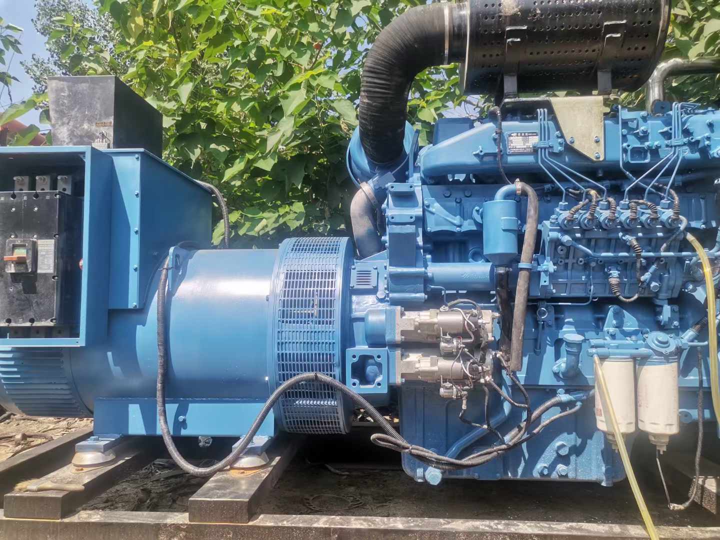 江孜详细说明降低 800kW 柴油发电机输出电流波动的方法